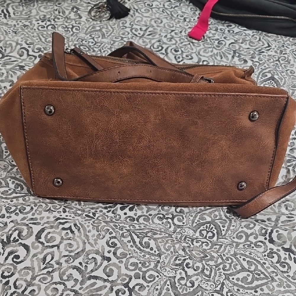 Moda Luxe Brown Suede Women's Bag Can Be Crossbody Or Handbag - Picture 3 of 12
